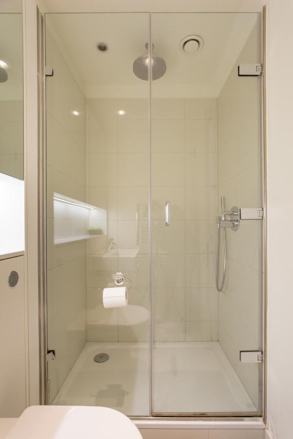 Quartermile Retreat With Parking Apartment *