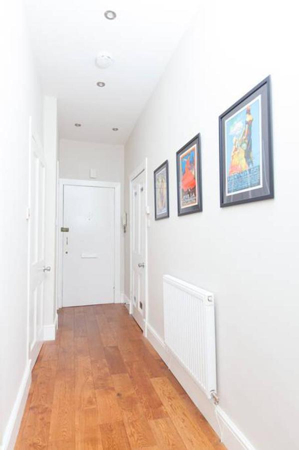 Apartment Bright And Modern Causewayside *