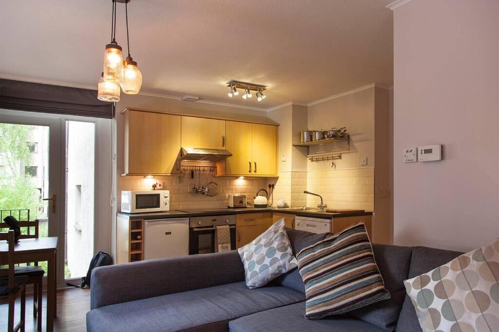 Ground Floor, 1 Bedroom With Double Bed * Edinburgh