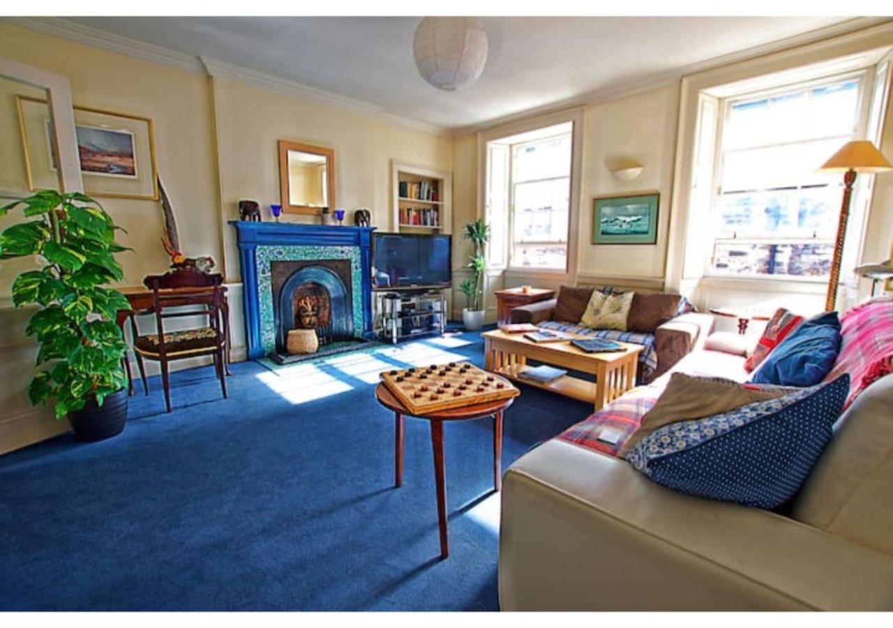 Joivy Gorgeous 2-bed Flat Near Castle Apartment