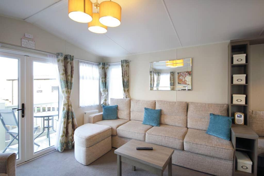 - Seton Sands-cameo Caravan-pet Friendly Edinburgh