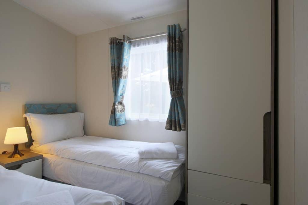Holiday home - Seton Sands-cameo Caravan-pet Friendly