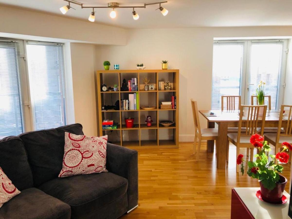 Remarkable 2 Bed In Edinburgh