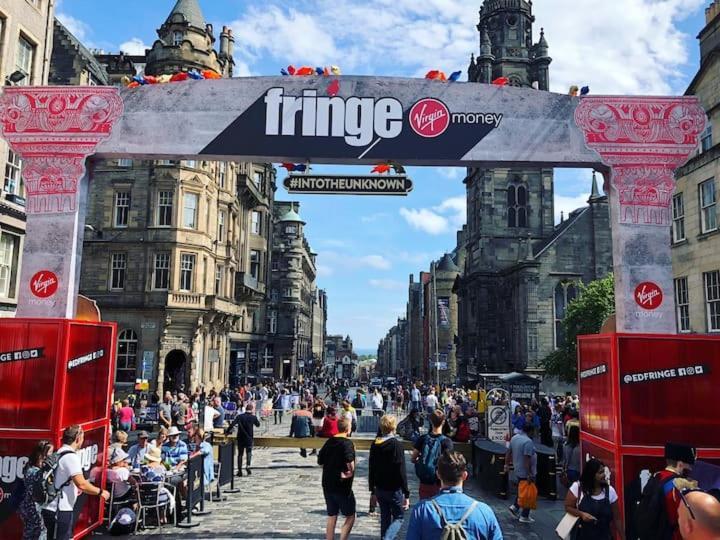 Fabulous On The Royal Mile Apartment *