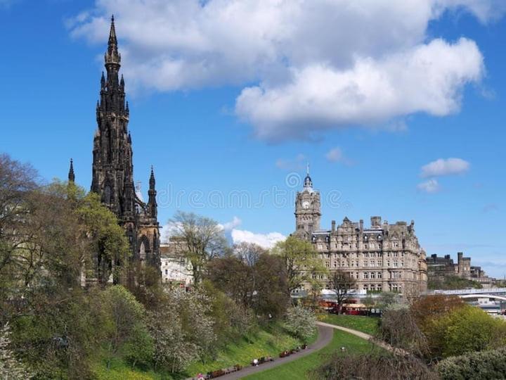 Fabulous On The Royal Mile Apartment Edinburgh