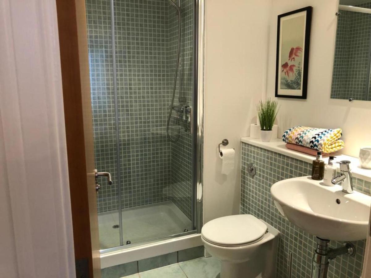 Apartment Remarkable 2 Bed In *