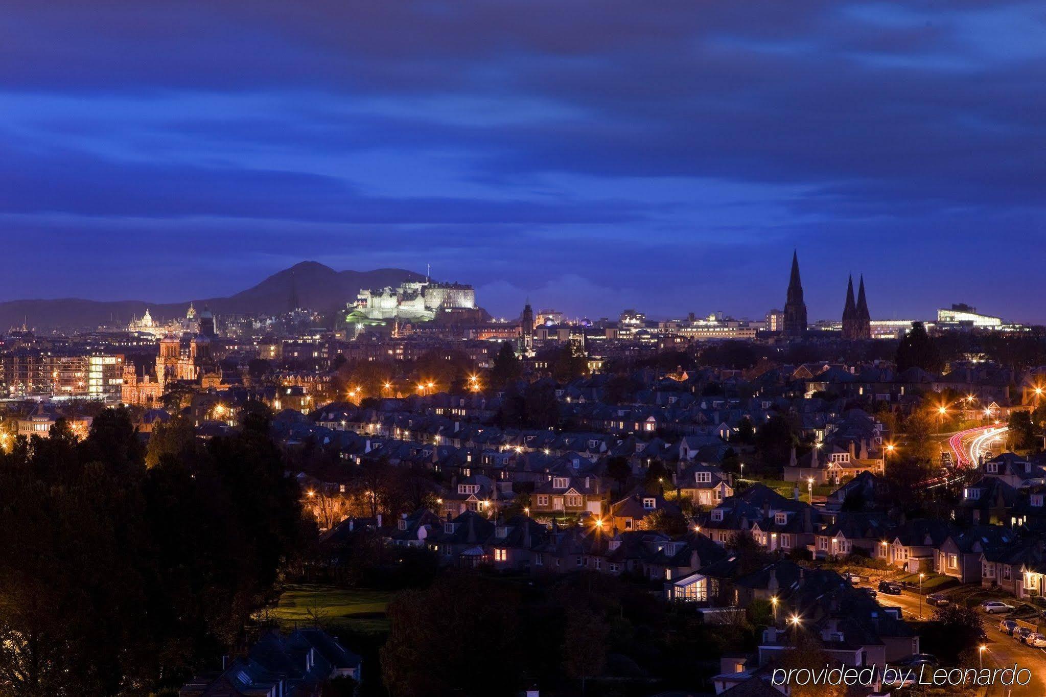 Holiday Express City West By Ihg Edinburgh