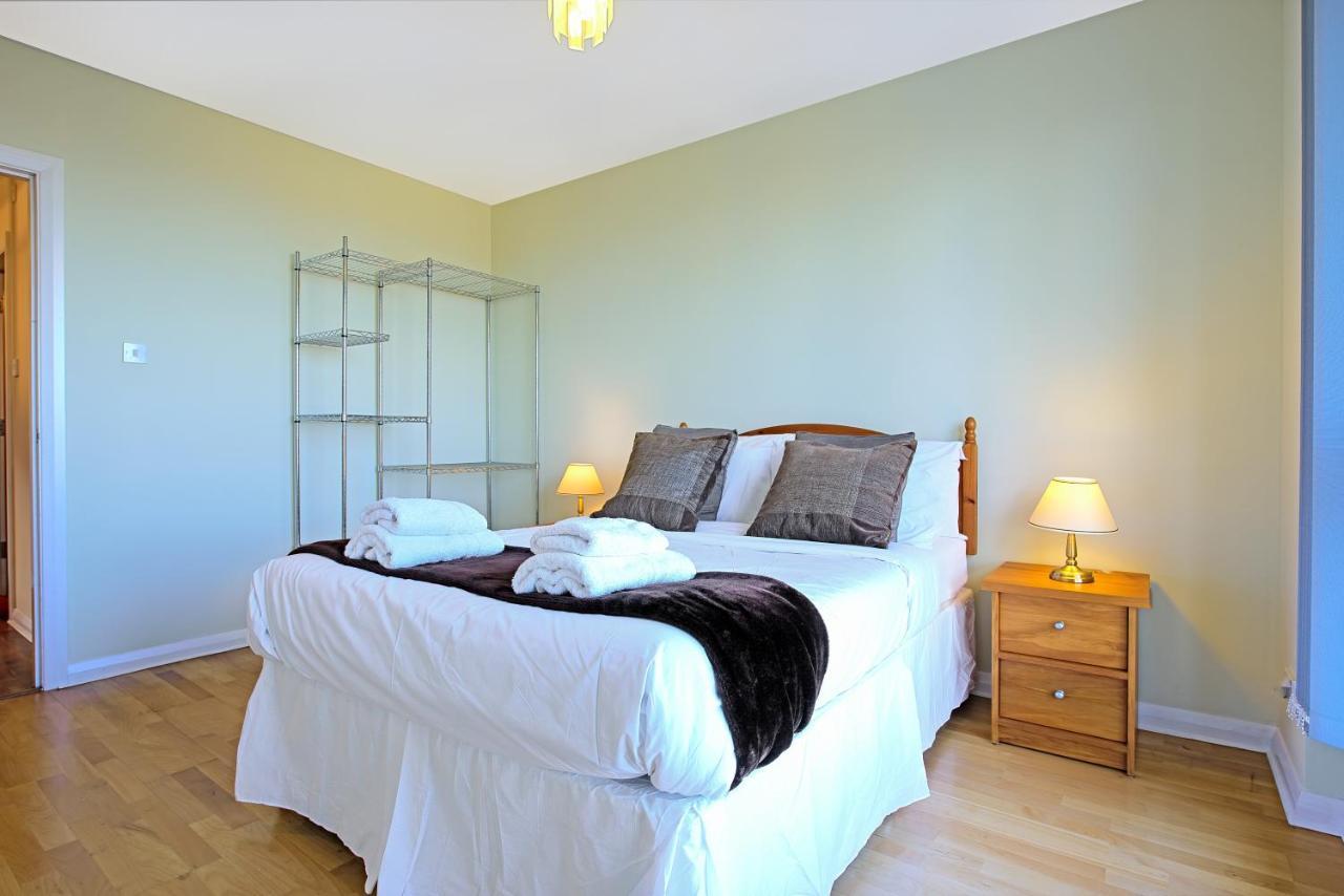 Britannia Penthouse Apartment Edinburgh