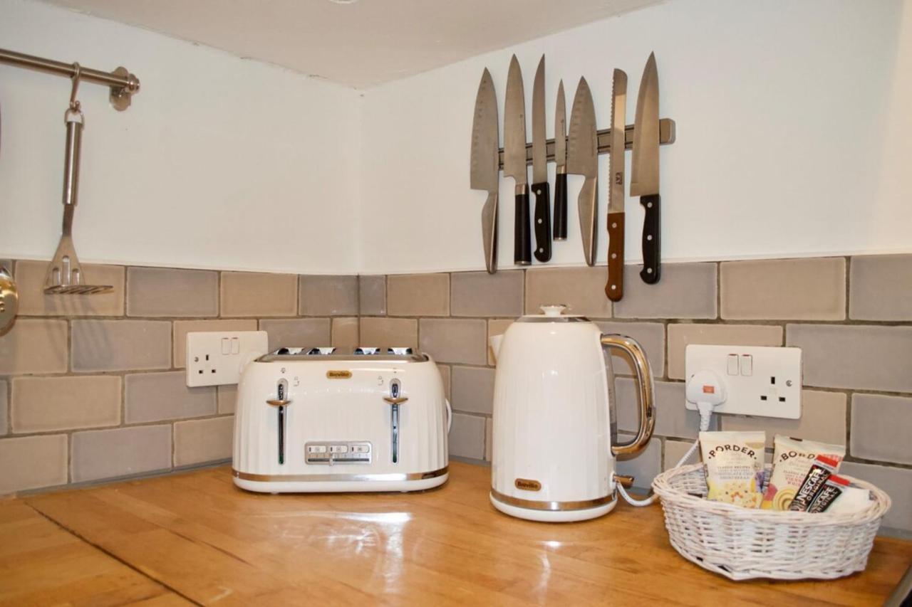 Charming Bright And Comfortable Apartment Edinburgh