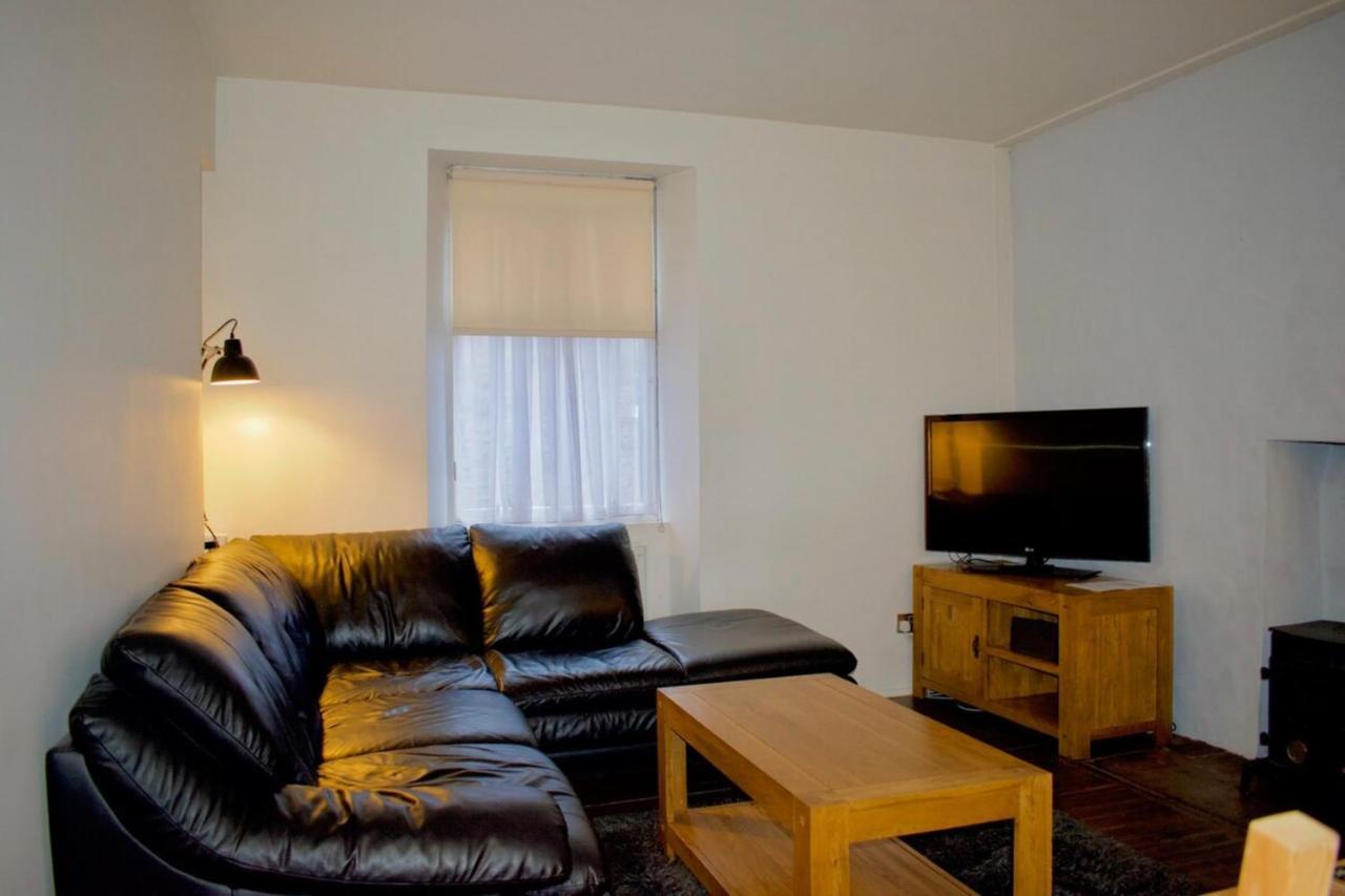 For The Fringe Apartment EDI