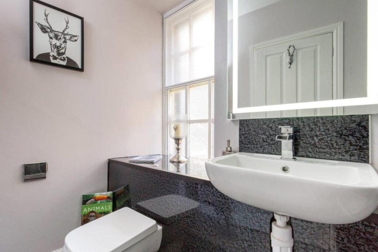 Beautiful Newly Decorated Flat On The Royal Mile! Apartment *