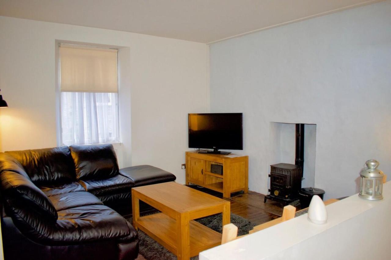 For The Fringe Apartment EDI