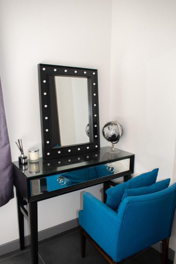 Apartment Unique 3 Bedroom Modern Penthouse Edinburgh
