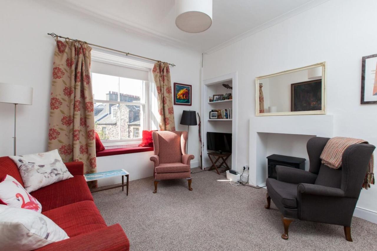 Charming City Centre Flat In Edinburgh