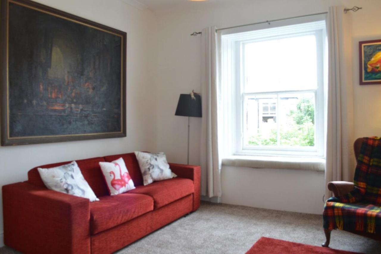 Charming City Centre Flat In * Edinburgh