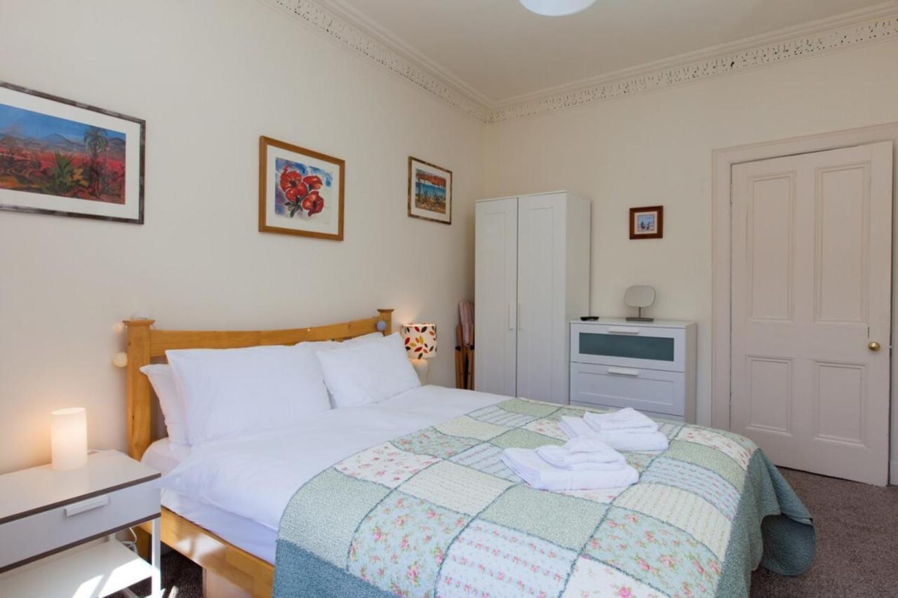 Charming City Centre Flat In Edinburgh