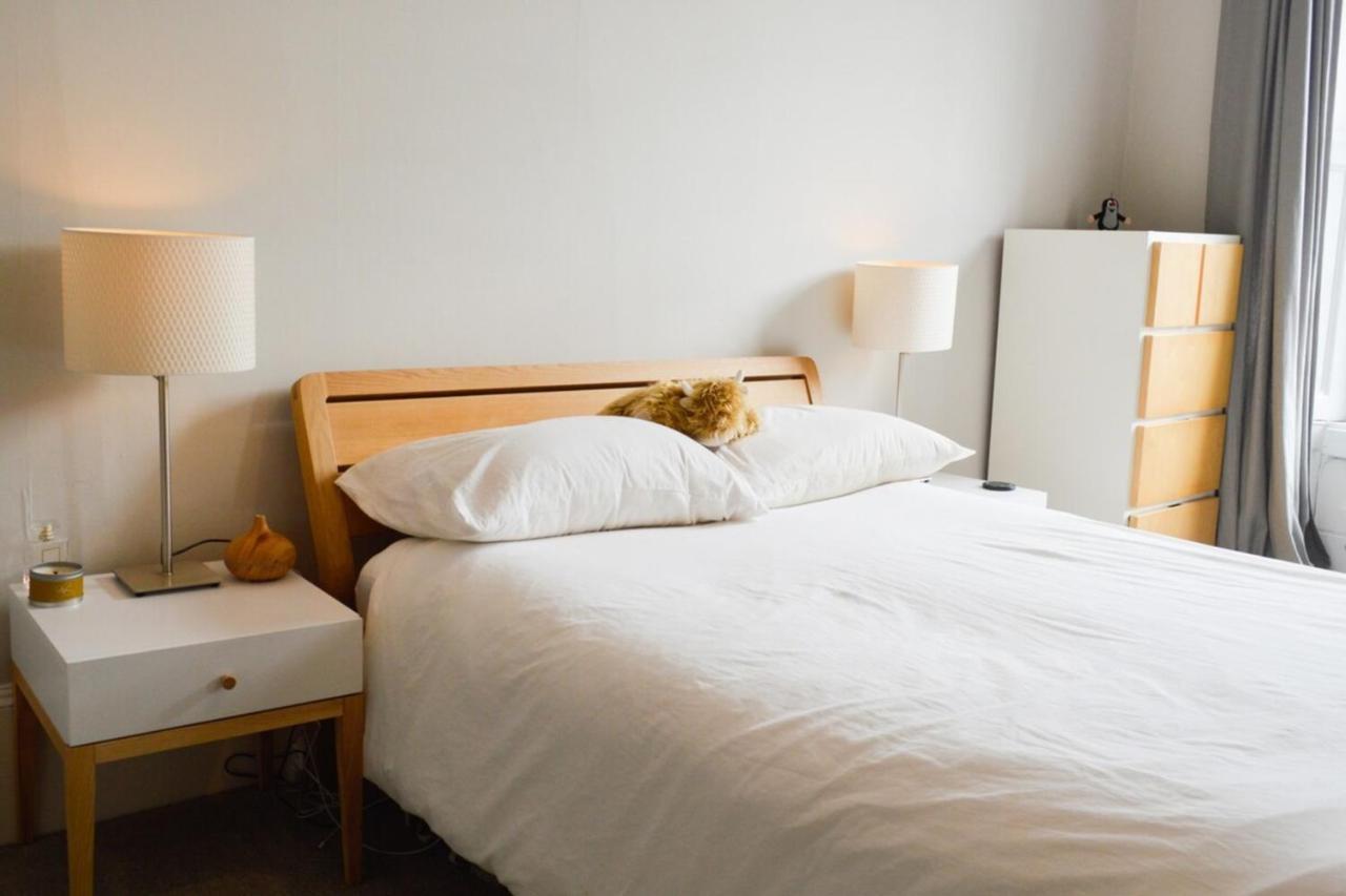 Beautiful In Stockbridge Apartment *