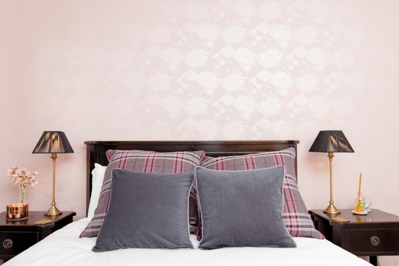Apartment Holyrood - Luxury With Parking *