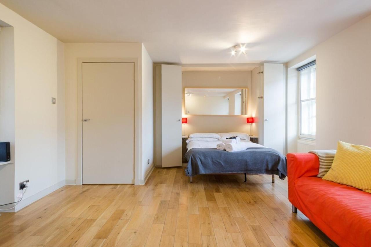Modern Studio On Royal Mile Great For Castle * Edinburgh