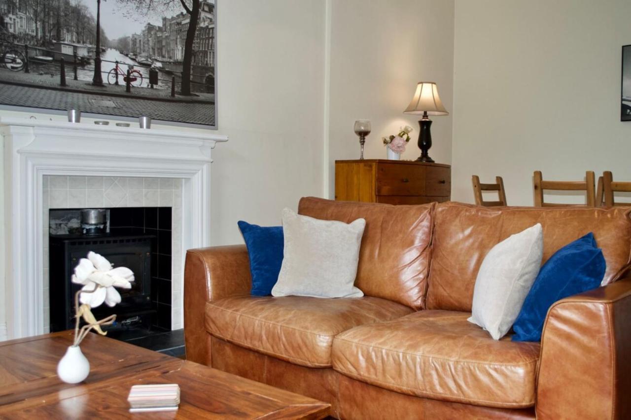 Apartment Stunning 3 Bedroom City Centre