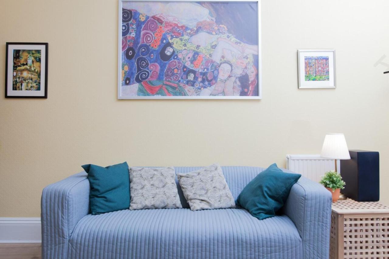 Apartment Elegant Traditional Centre Flat