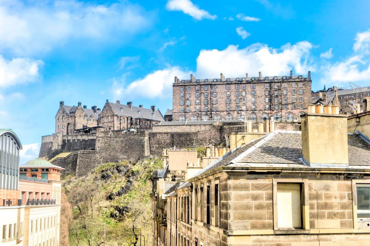 Guestready - Castle View On Quiet Street Apartment *