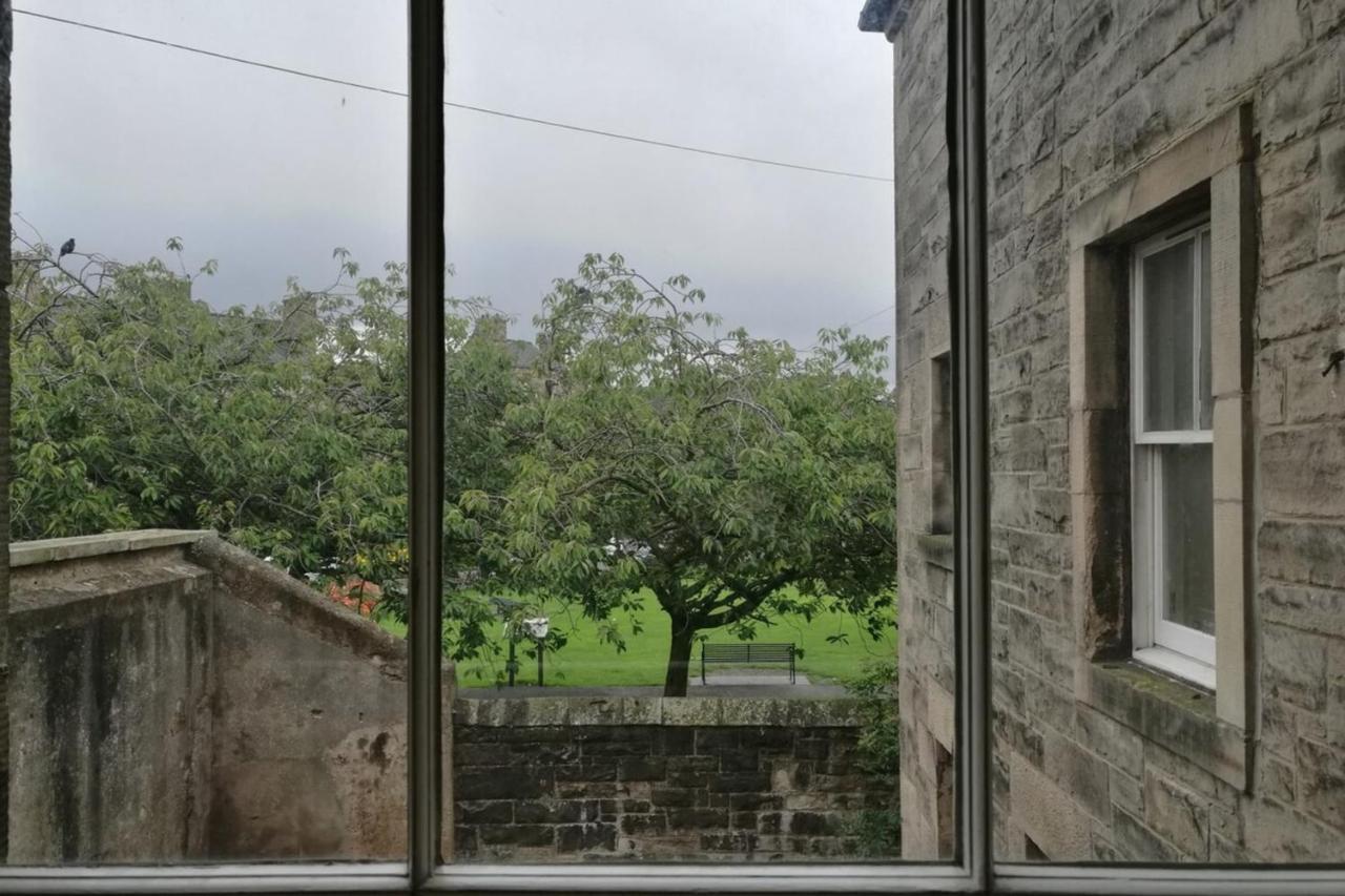Mezzanine In Historic School Apartment Edinburgh