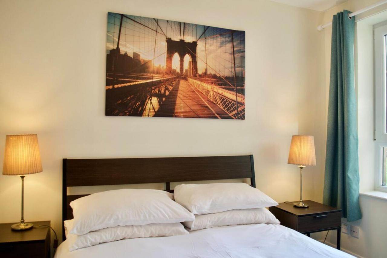 Modern 2 Bedroom Centre Flat Apartment