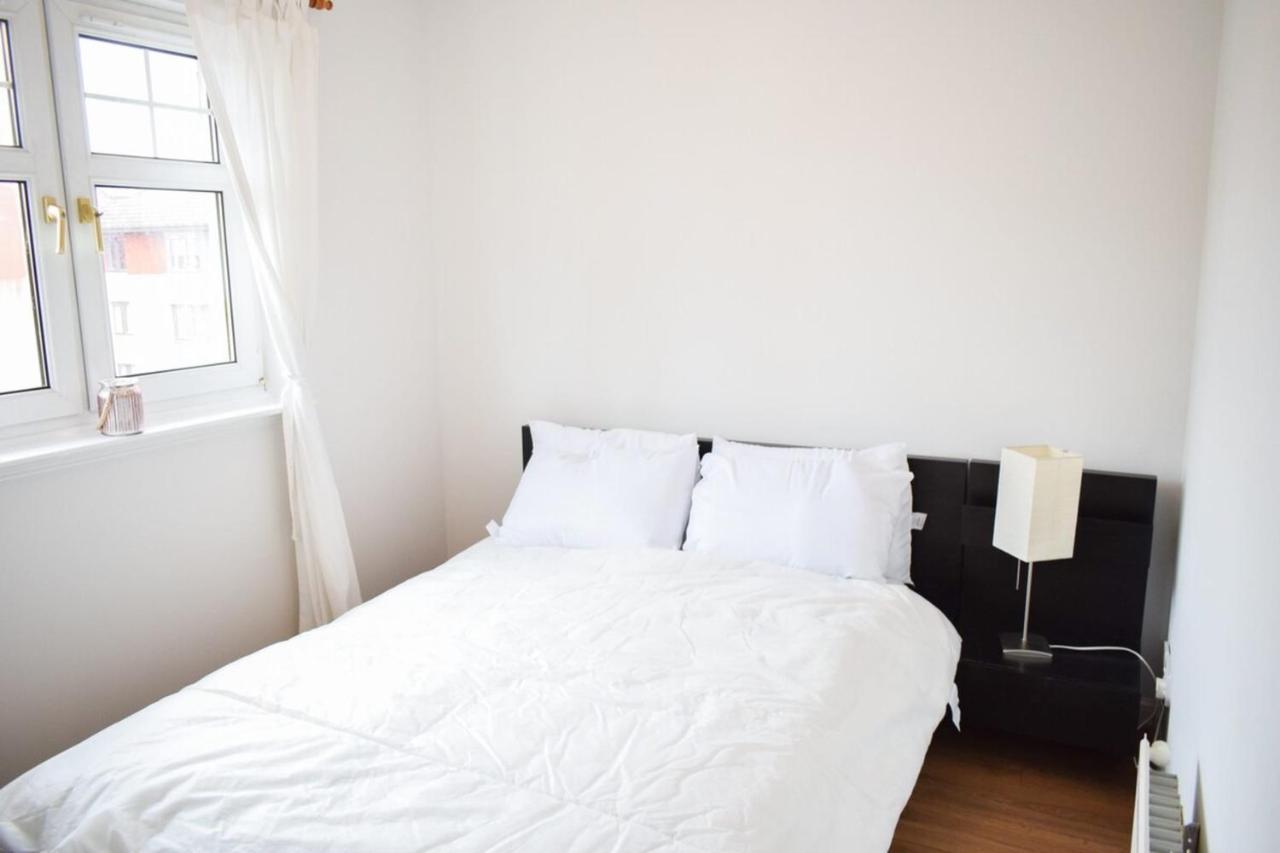 Centre 2 Bedroom *