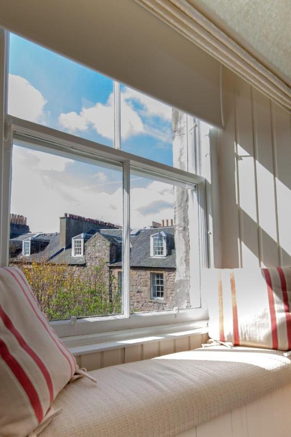 Charming City Centre Flat In * Edinburgh