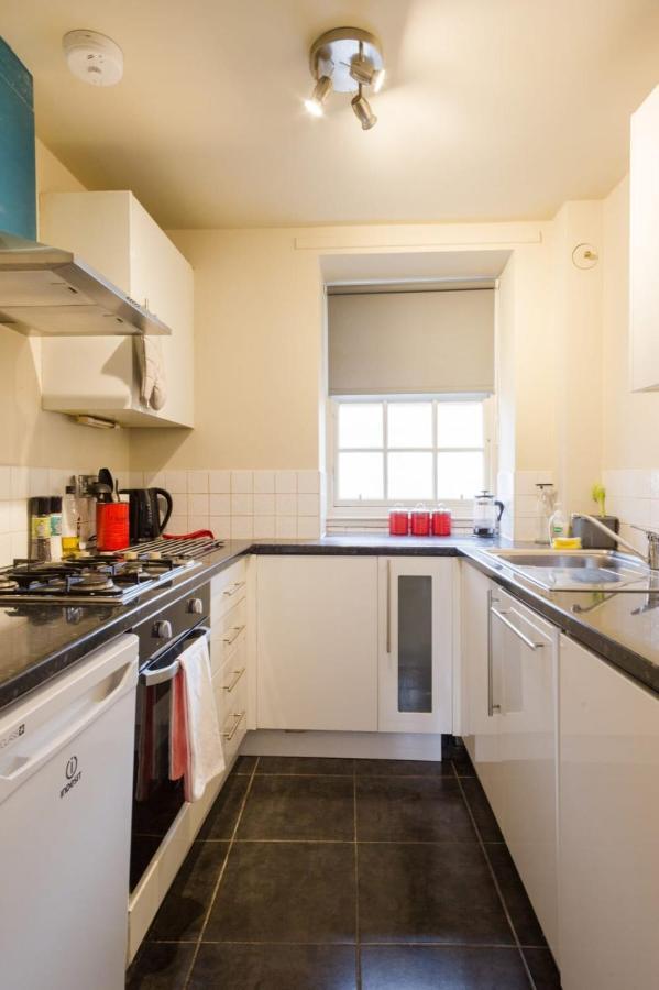 Modern Studio On Royal Mile Great For Castle Apartment Edinburgh