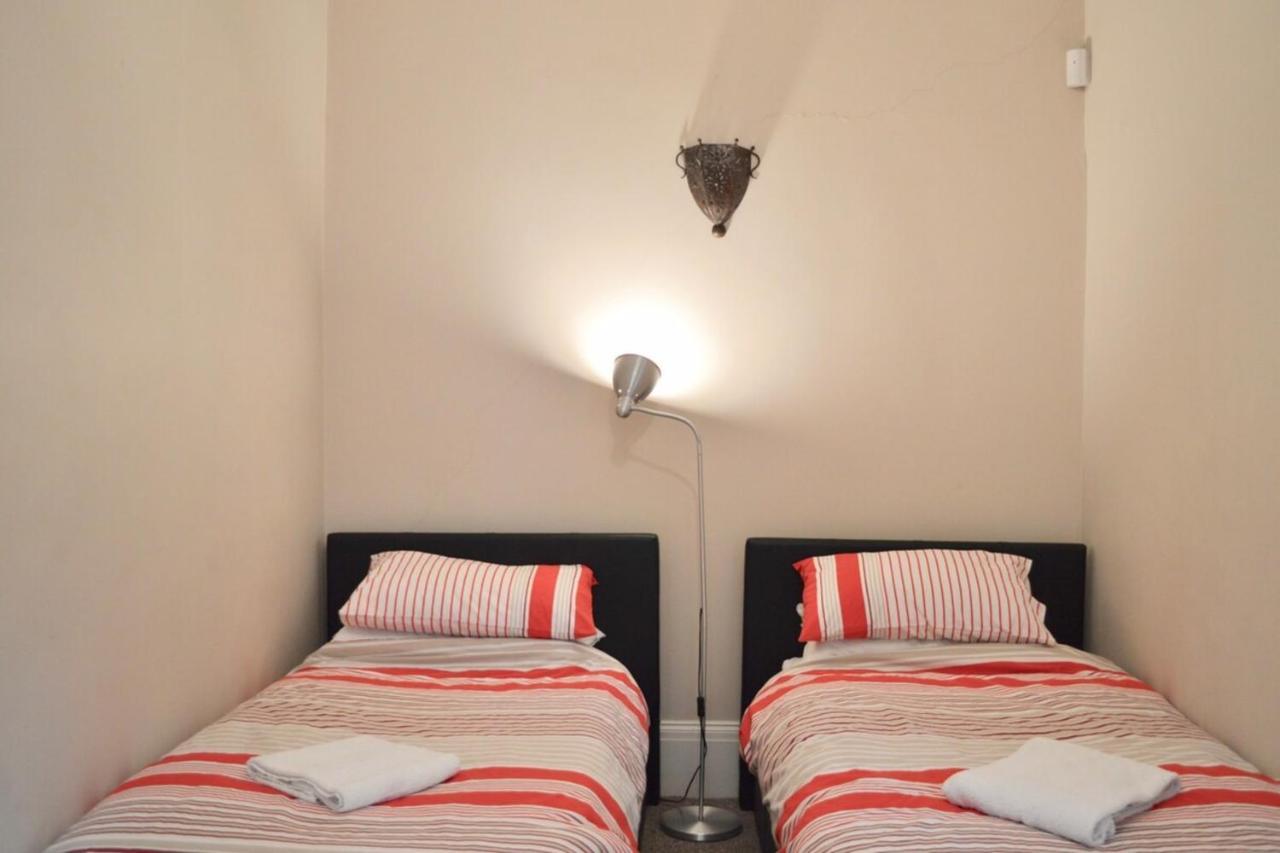 Stunning 3 Bedroom City Centre Apartment