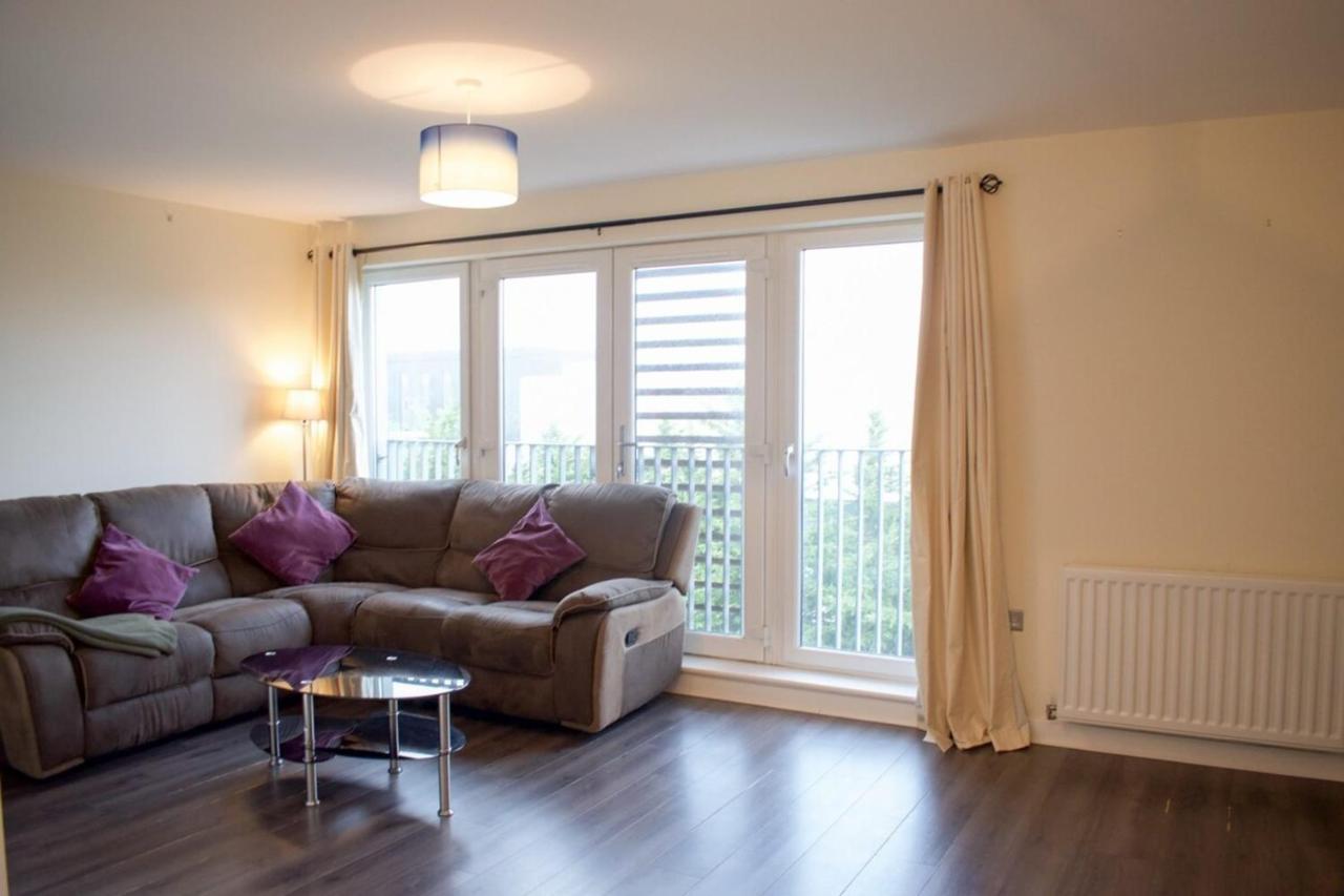 Apartment Large And Modern 2 Bed 2 Bath *