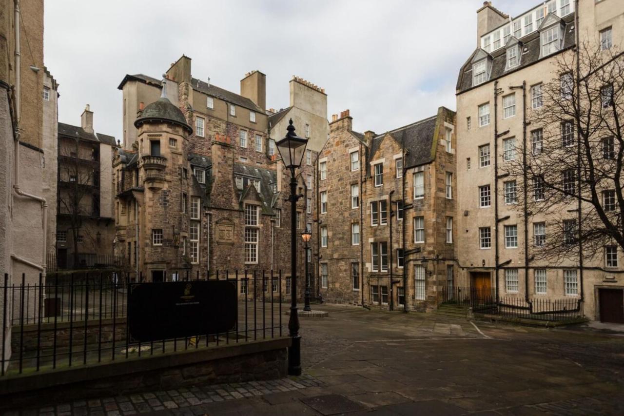 Modern Studio On Royal Mile Great For Castle *