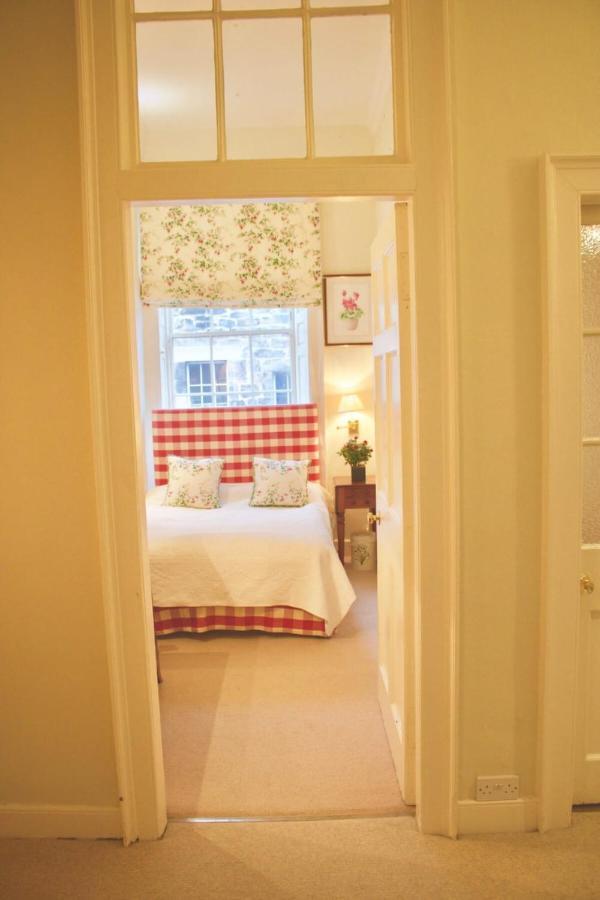 Period On Castle Street Apartment *