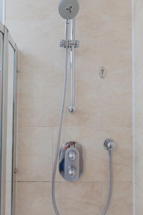Apartment Holyrood - Luxury With Parking Edinburgh