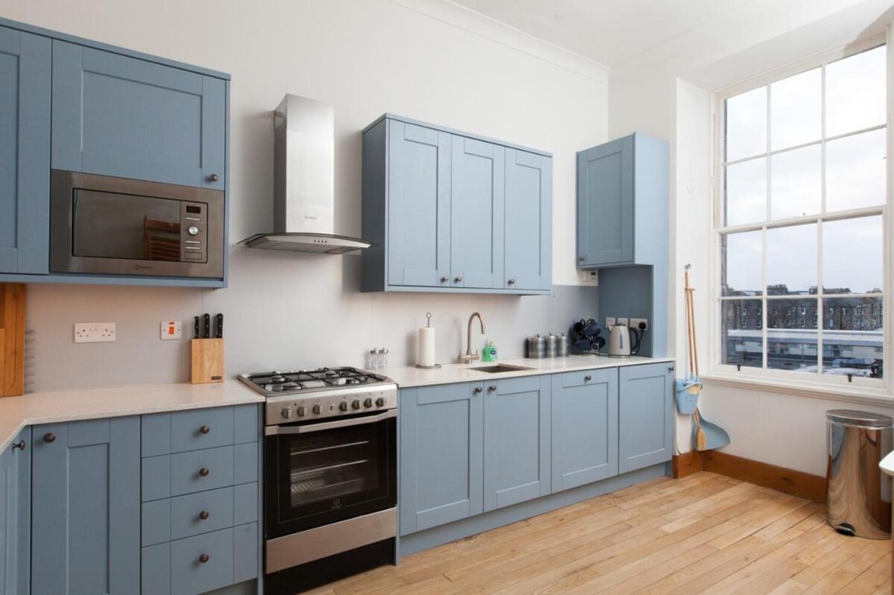 Traditional Luxury Sleeps 10