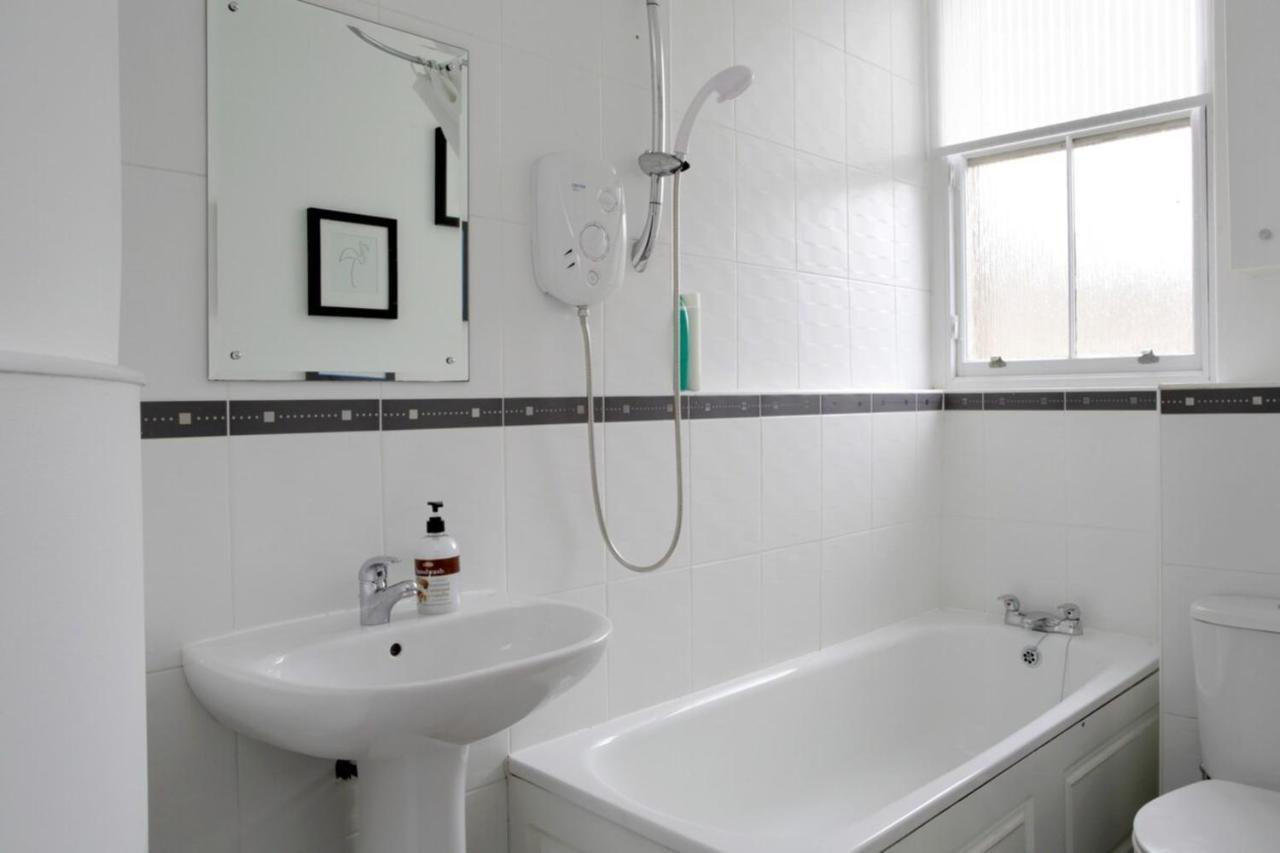 Stylish 2 Bedroom Bruntsfield In Apartment