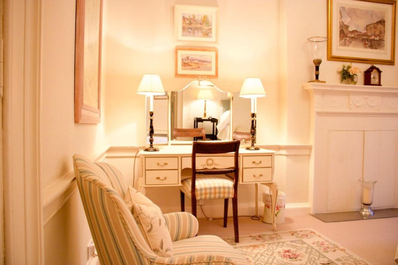 Period On Castle Street Apartment