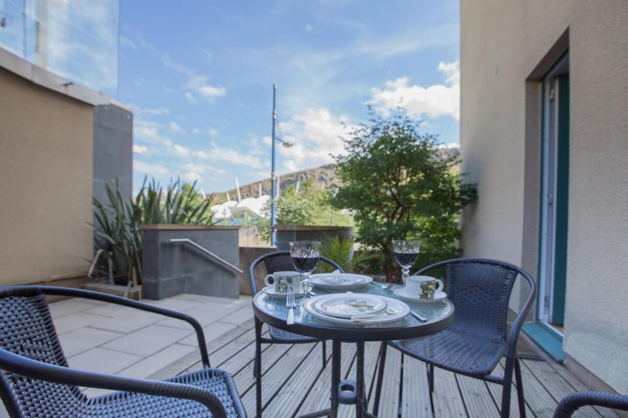Holyrood - Luxury With Parking Apartment *