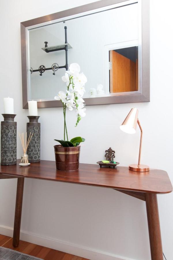 Holyrood - Luxury With Parking Apartment