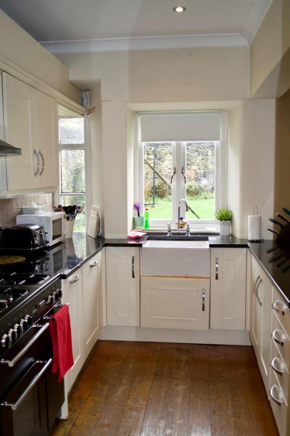 Stunning 3 Bedroom City Centre Apartment