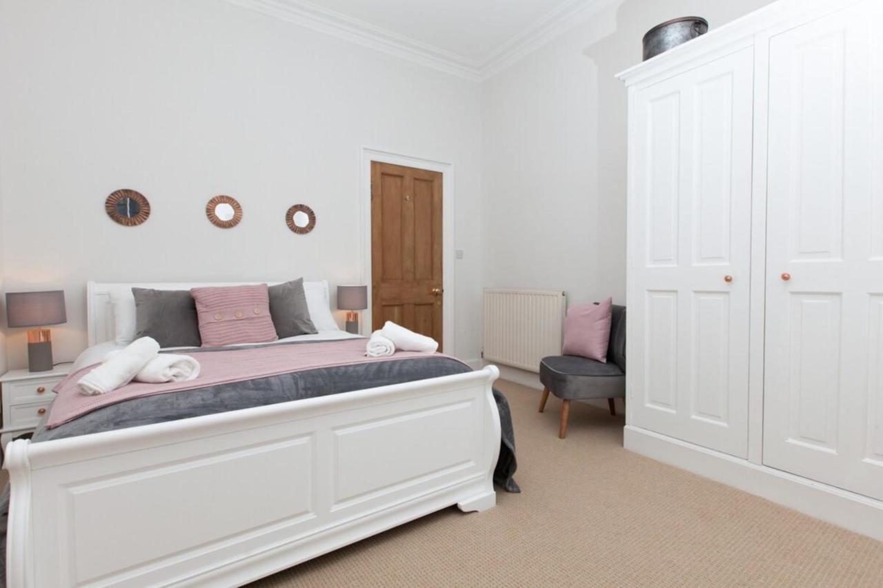 Apartment Traditional Luxury Sleeps 10 *