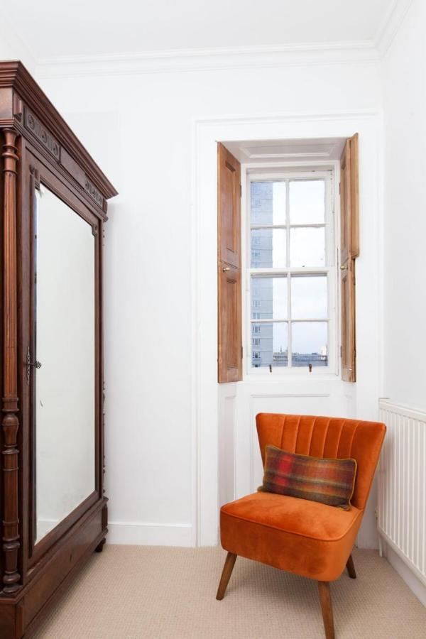 Traditional Luxury Sleeps 10 EDI