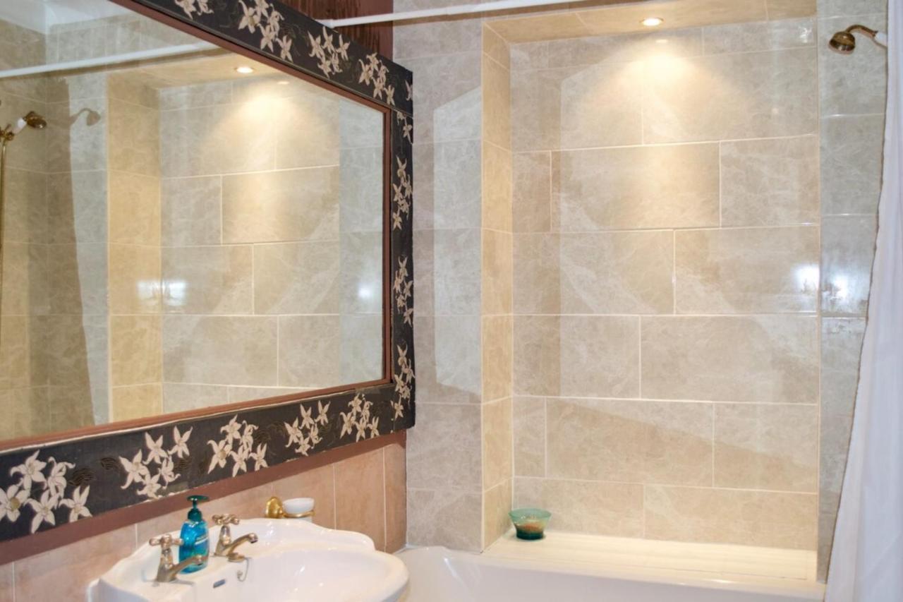 Stunning 3 Bedroom City Centre Apartment