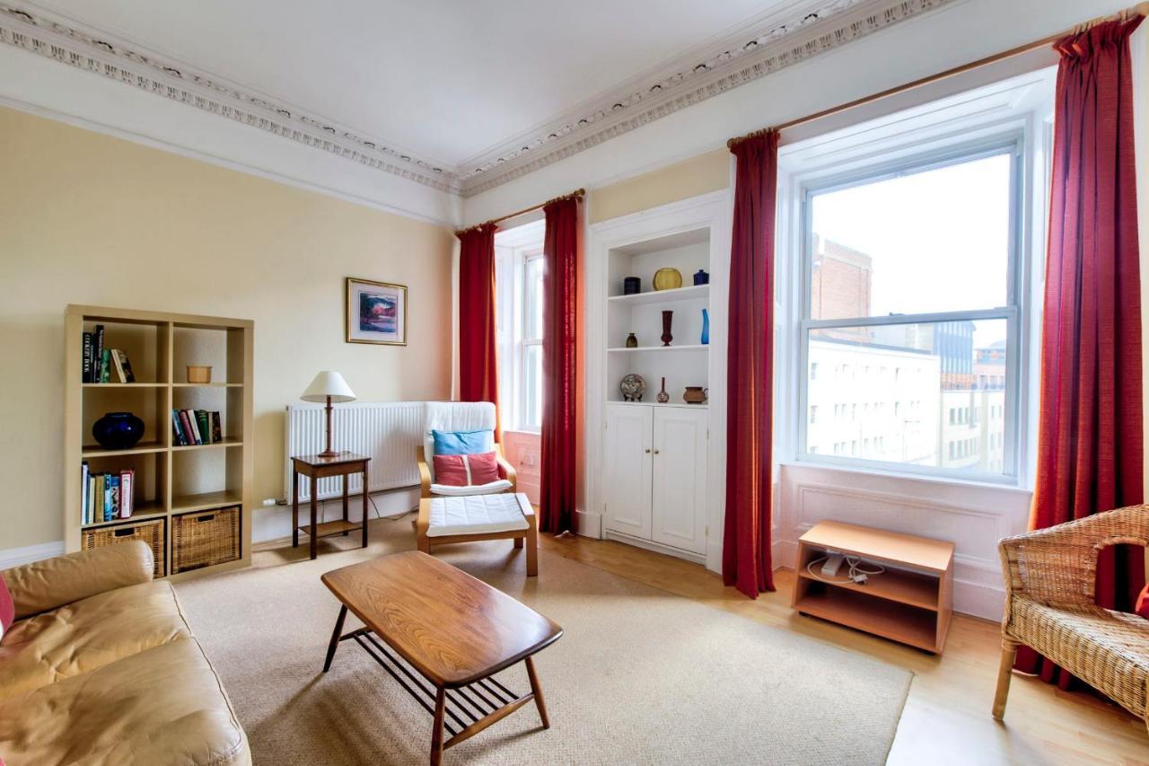 Guestready - Castle View On Quiet Street Edinburgh