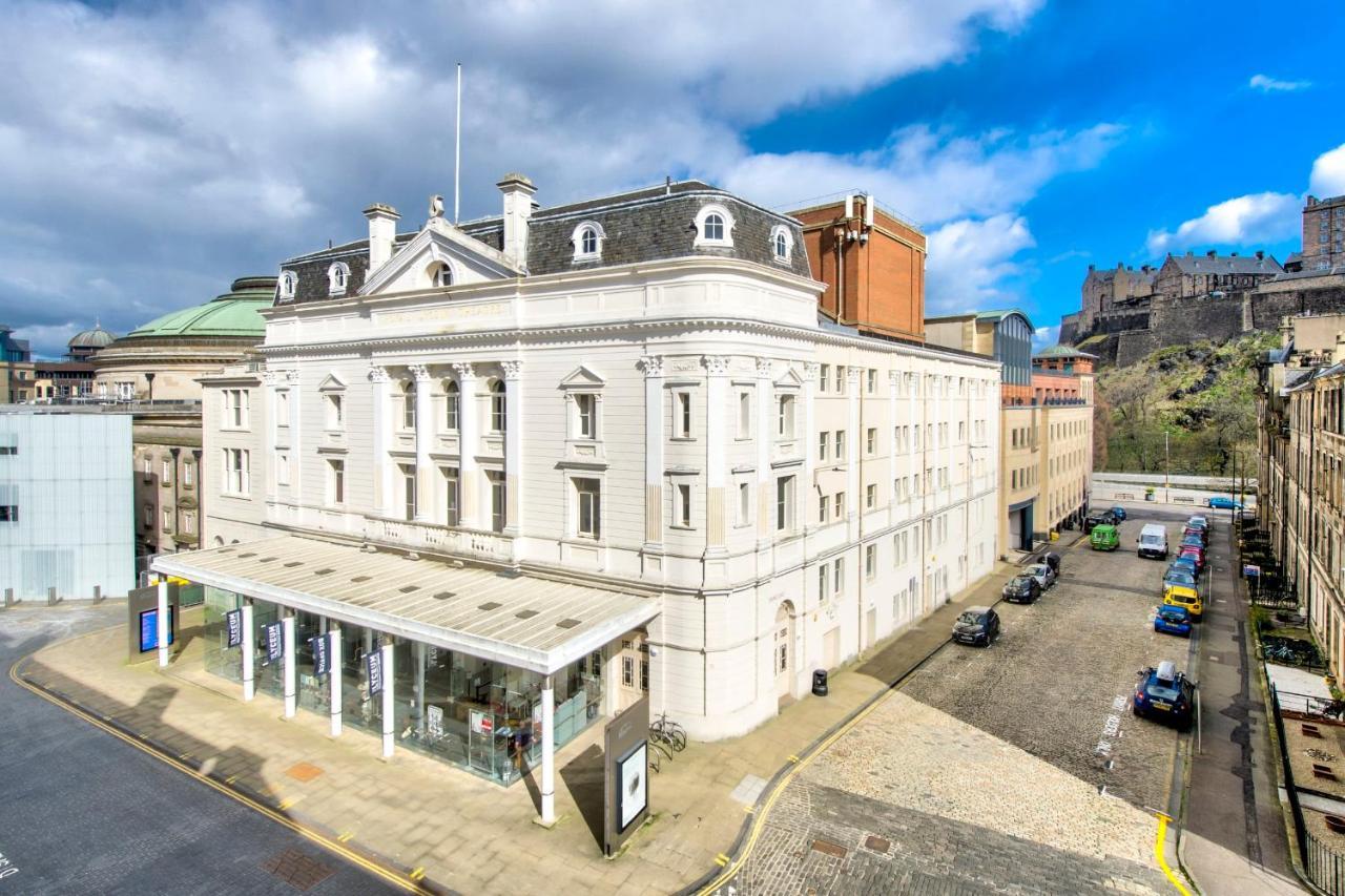 Guestready - Castle View On Quiet Street