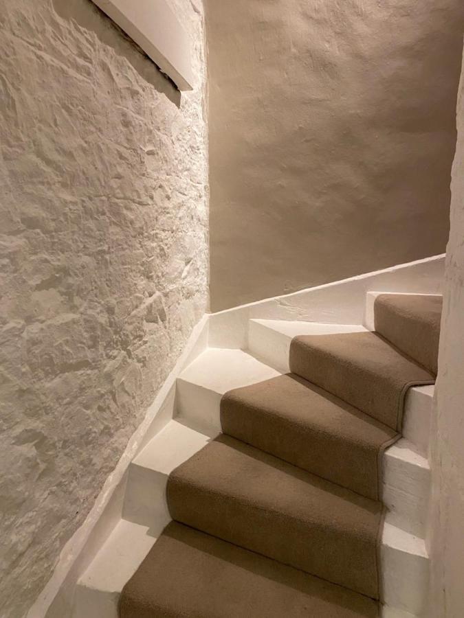 Homestay Private In City Centre Townhouse Edinburgh