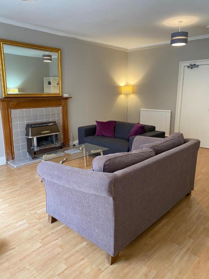 Private In City Centre Townhouse Homestay Edinburgh