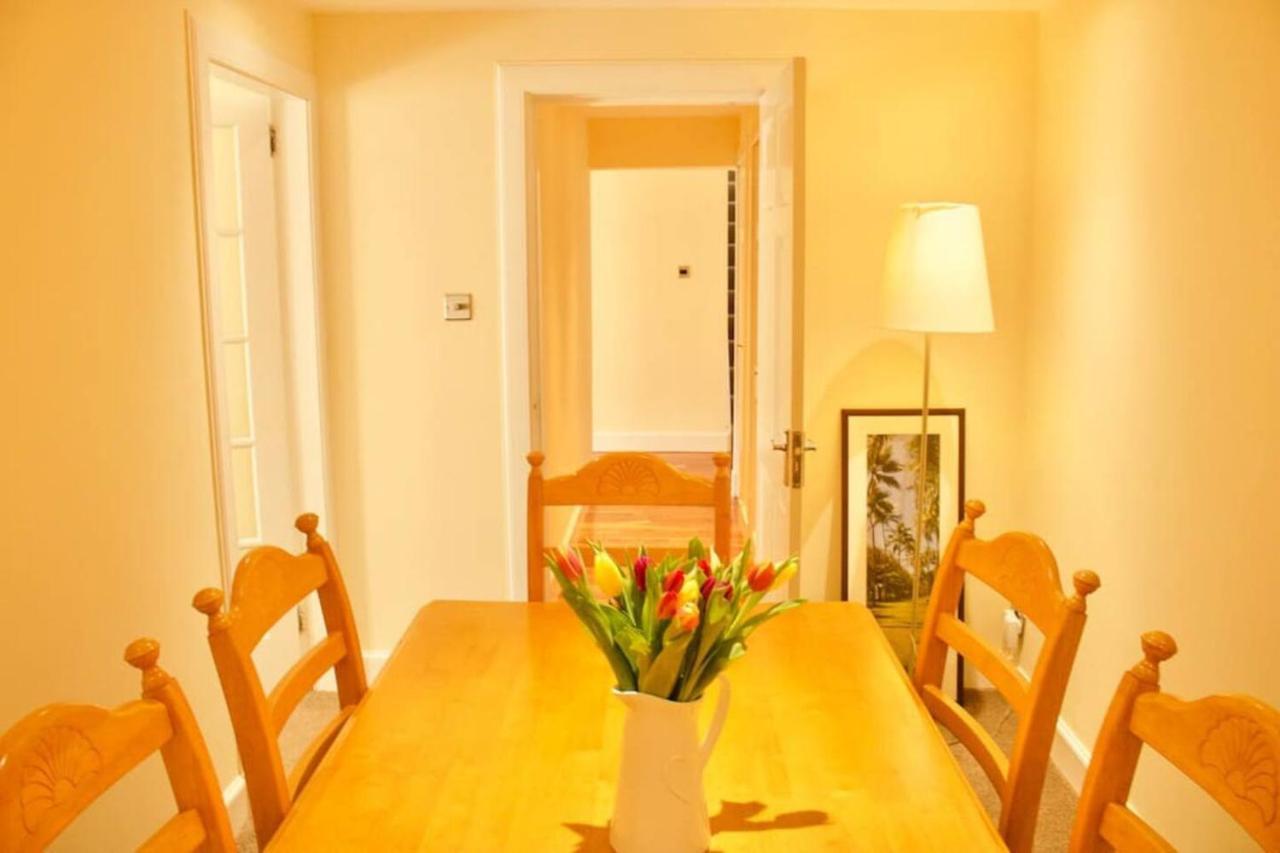 Apartment Altido Superb Terraced House With Patio In Leith